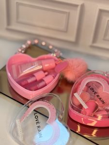 Bolsinha de Gloss Infantil Love Rain
